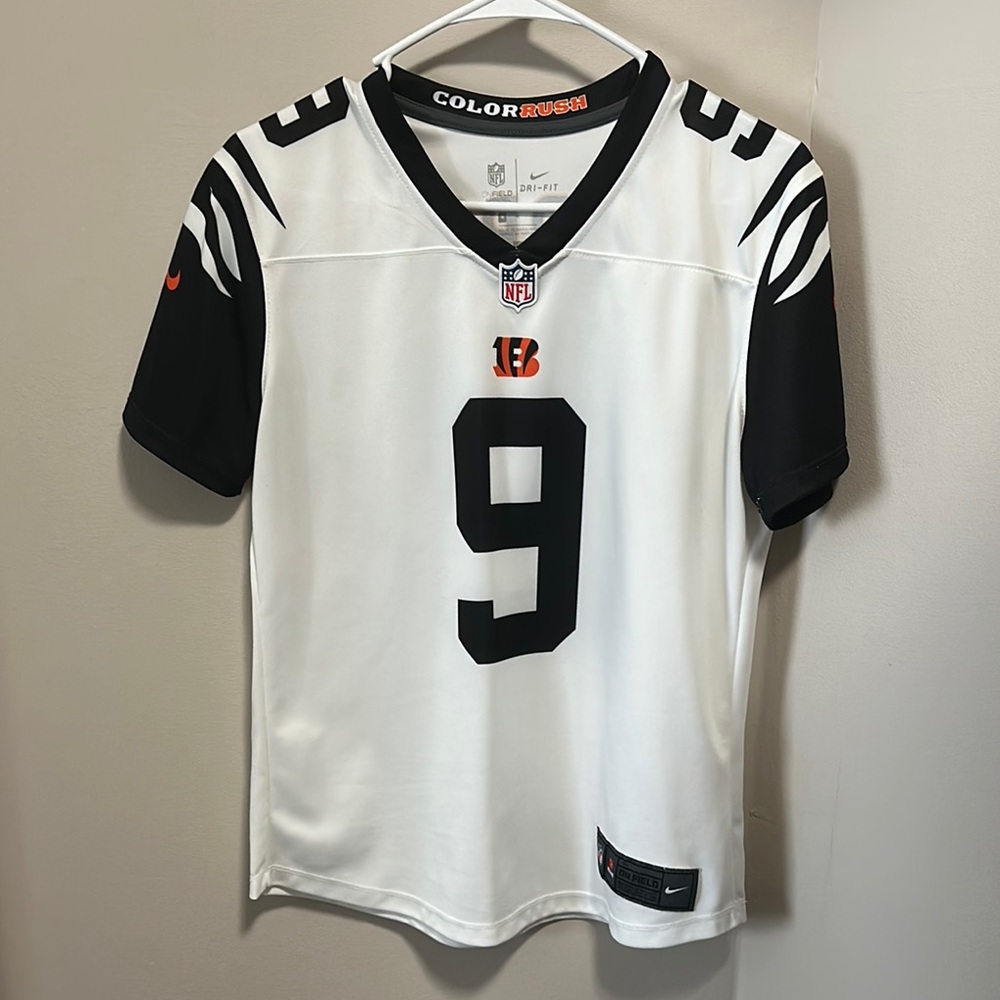 Nike White and Black Cincinnati Bengals Jersey